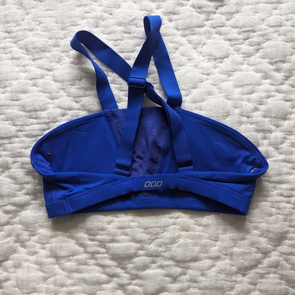 Lorna Jane sports bra - Picture 2 of 2